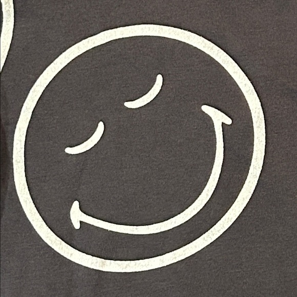 H&M Smiley Face Black kids Cropped T-Shirt size 12/14 - Picture 3 of 4